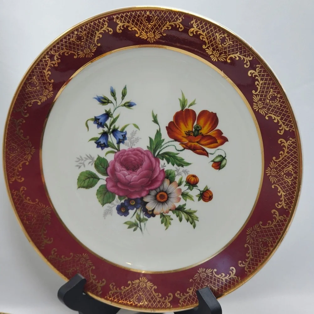 Set of 4 Royal Falcon Gift Ware Weatherby Stunning Plates Stoke-on-Trent England